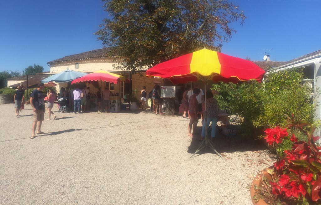 Villa La Ferme Couderc à Castelnaud-de-Gratecambe Extérieur photo